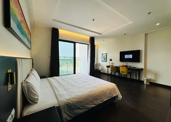 16 - Sapphire Hạ Long